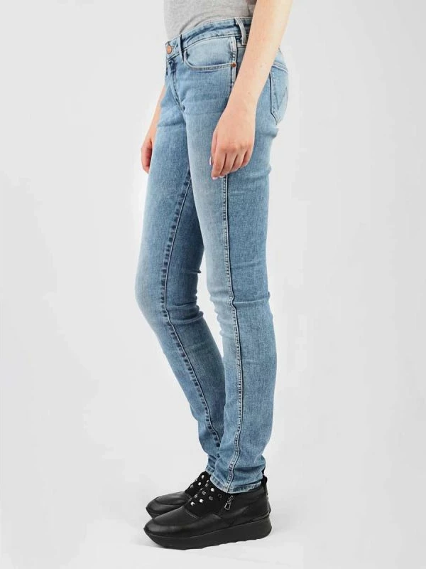 Pantallona xhins femra Wrangler, blu [Madhësia: W31 L32]