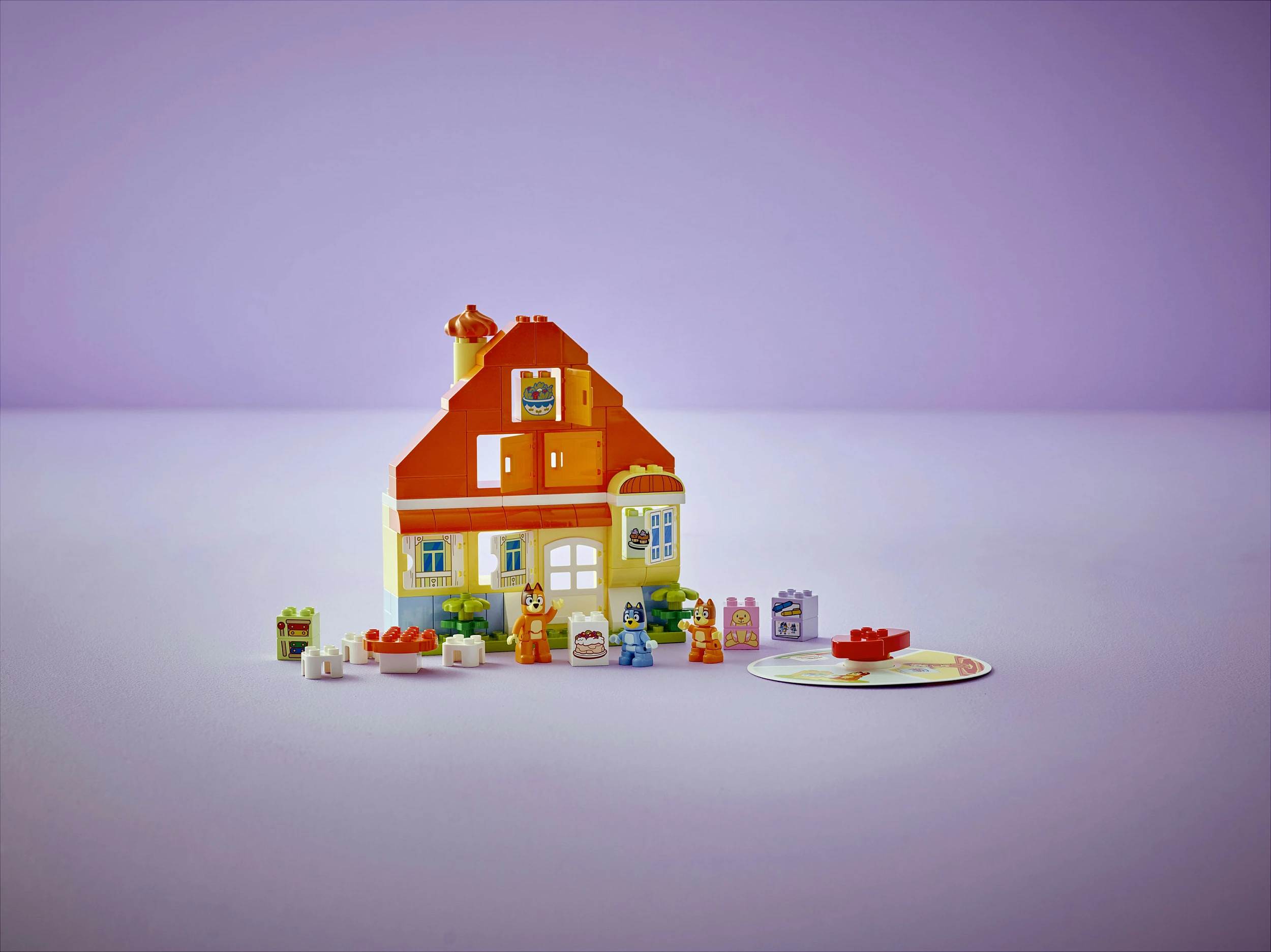 Set ndërtimi LEGO DUPLO 10459 Bluey’s Family House me lojë memorie, 83 copë, multikolor
