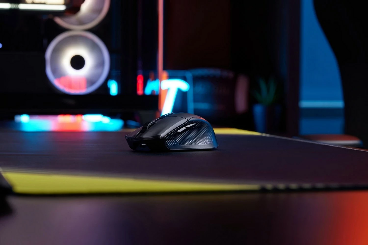 Maus gaming Corsair Harpoon V2 Wireless, RGB, 26K DPI, 6 butona, i zi