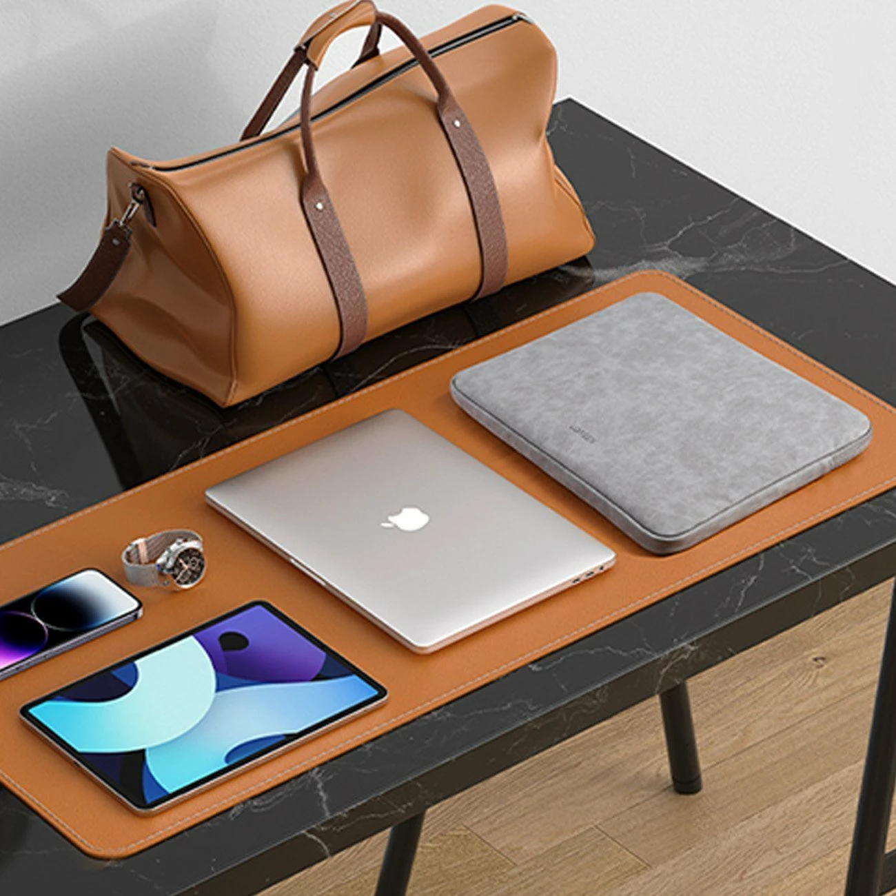 Çantë/mbështjellës laptopi Ugreen LP187 15\" me zinxhir, dorezë dhe rrip supi, gri