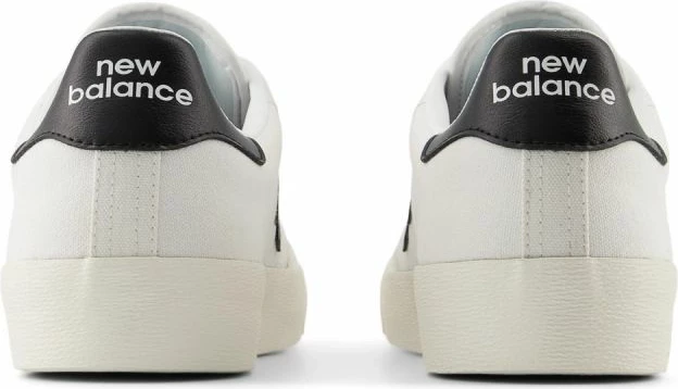 Atlete unisex New Balance, të bardha [Madhësia: 38]