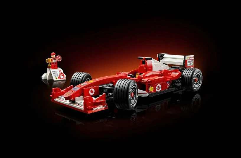 Set ndërtimi LEGO Icons Ferrari F2004 & Michael Schumacher 11375, 735 copë, 18+, kuqe