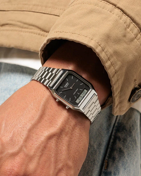 Orë dore Casio AQ-230A-1DMQ, e argjendtë/zezë