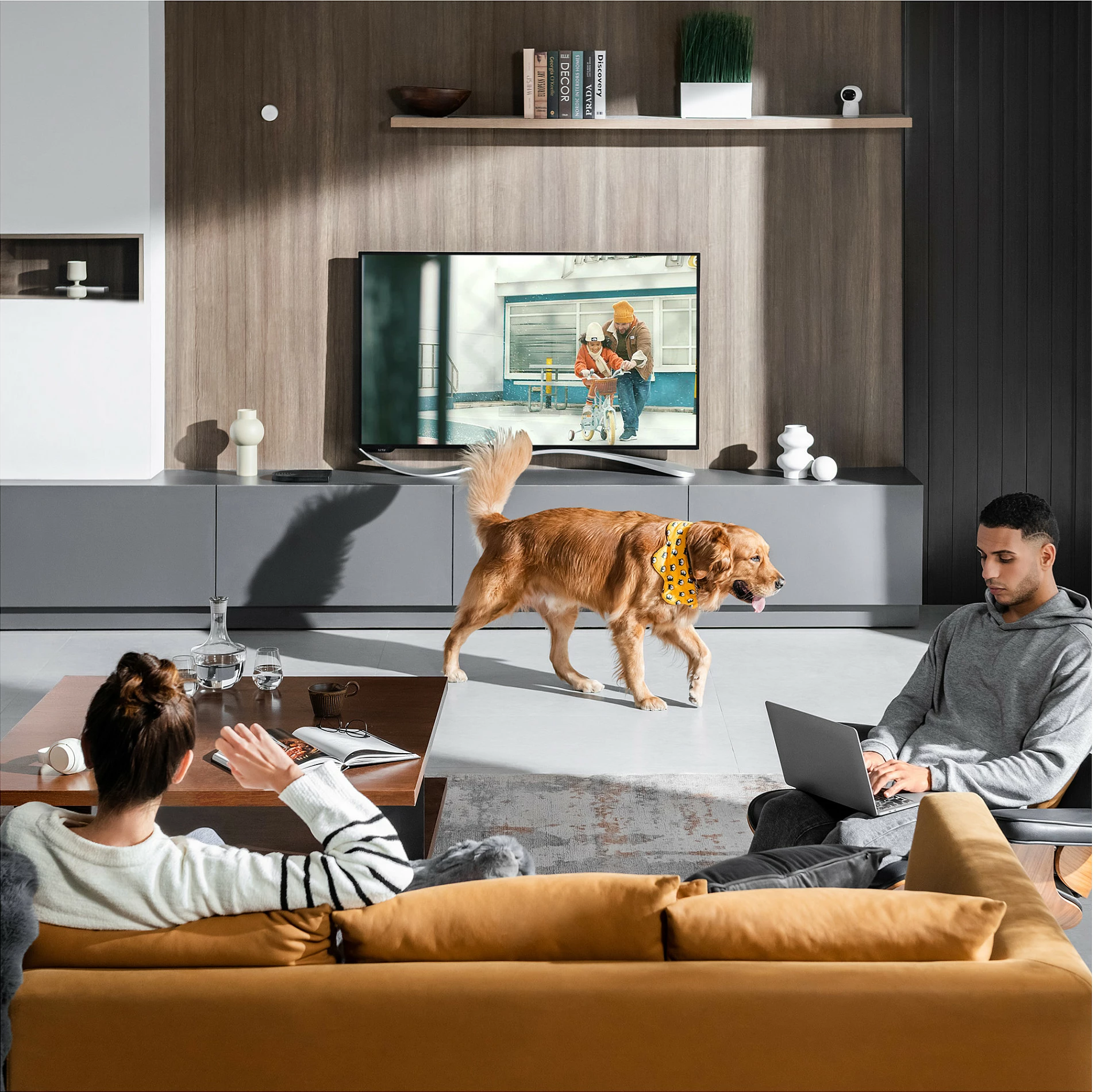Sensor prezence Aqara FP2 (PS-S02D), Wi‑Fi, IPX5, me sensor drite dhe levizje, i bardhë