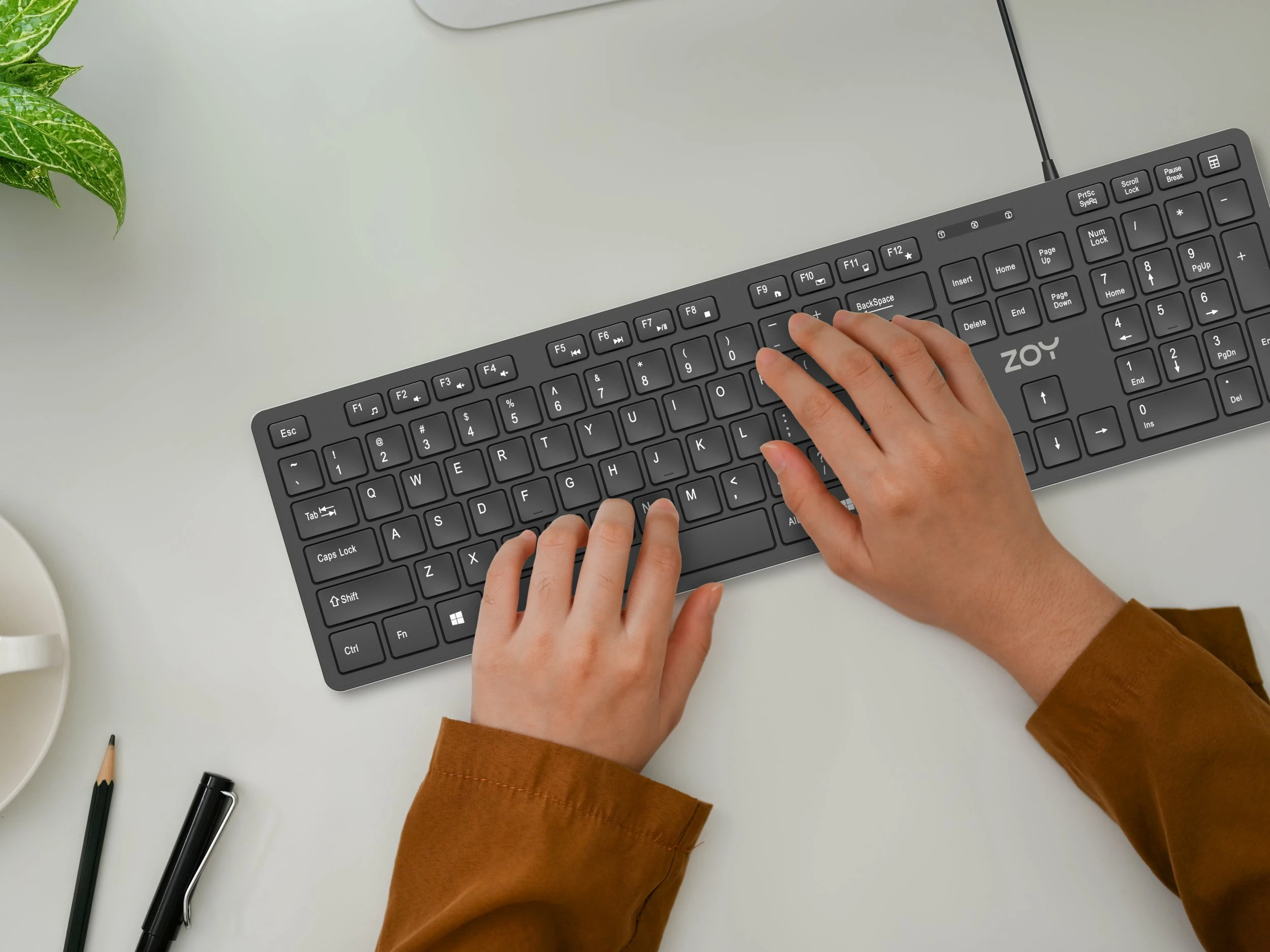 Klaviaturë ZOY ZKB800, USB me kabllo 1.4 m, layout US, 106 taste, membranë e qetë, e zezë