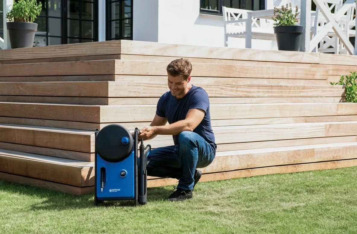 Nilfisk Core 150-10 PowerControl DP EU pressure washer Upright Electric 468 l/h 2000 W Blue