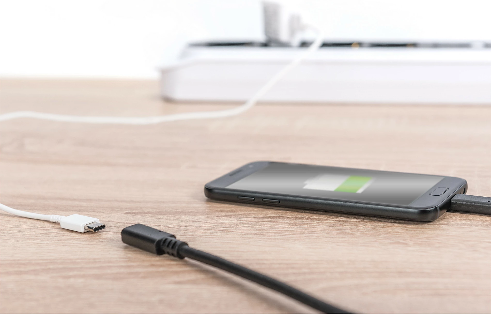 Kabllo zgjatëse USB‑C Digitus USB‑C 3.2, 0.7 m, 10 Gbps, PD 100W, e zezë