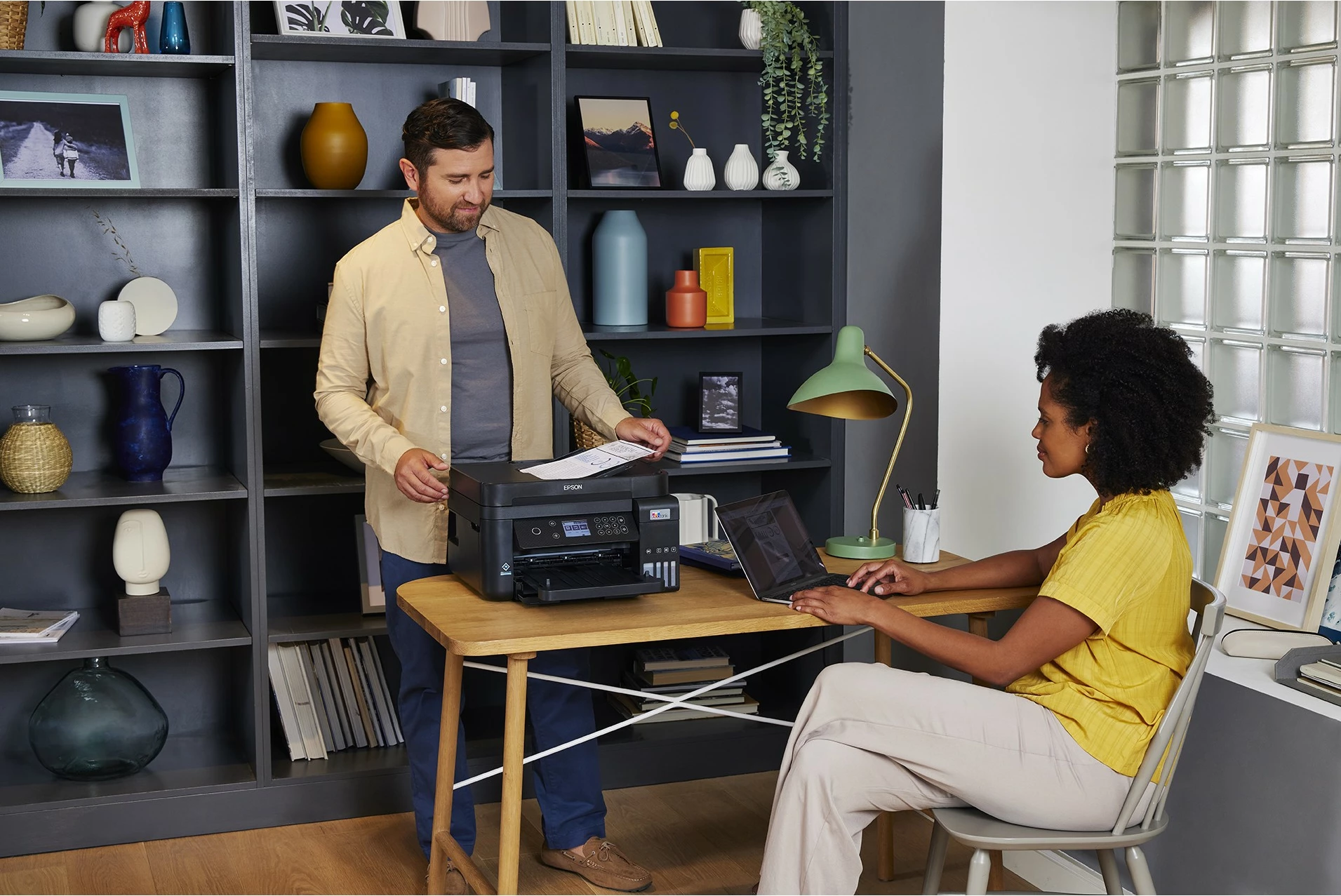 Printer multifunksional Epson EcoTank ET-3850, ngjyrë, A4, Wi-Fi, LCD, i zi