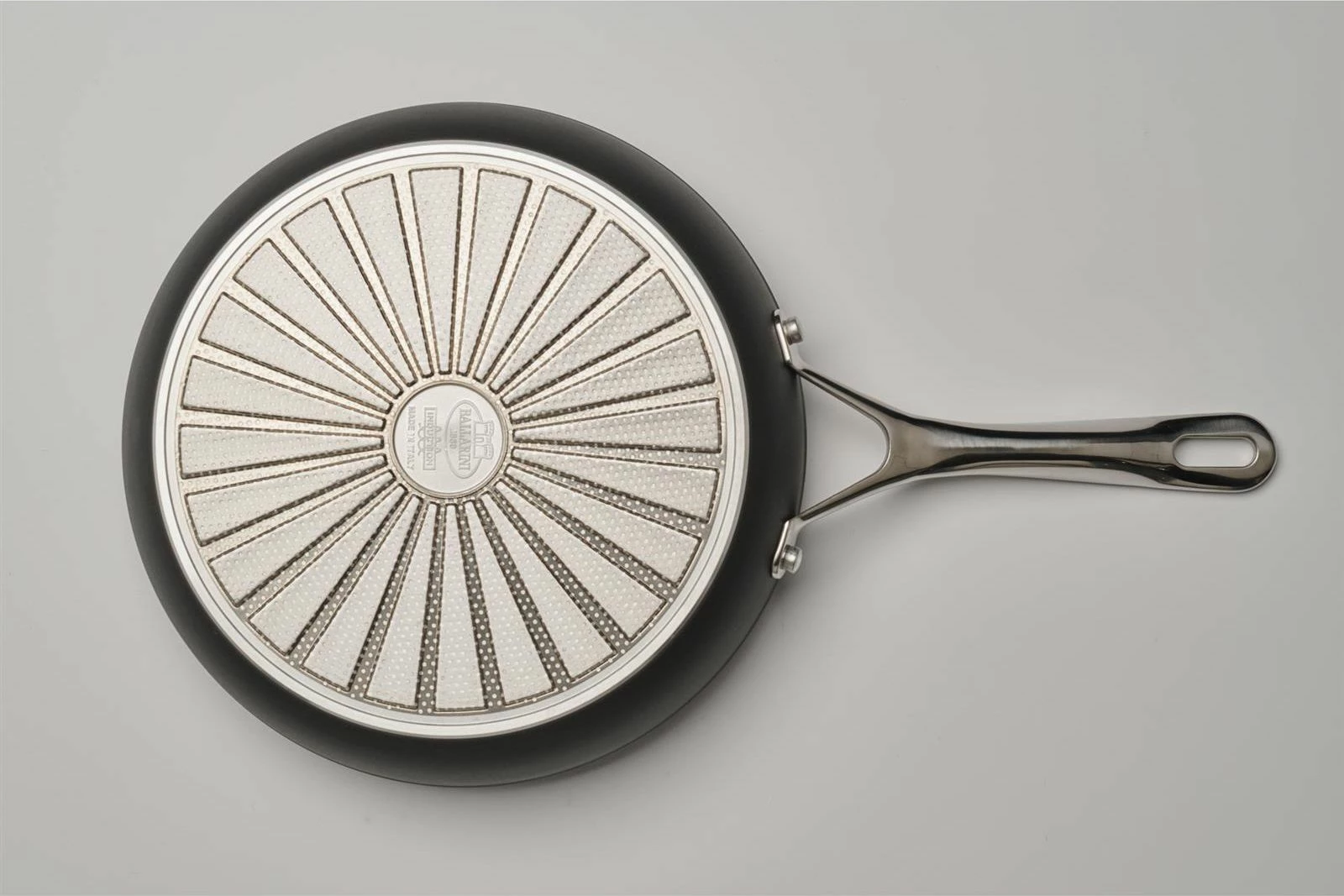 Tigan Ballarini Alba 24 cm, non-stick Keravis TI-X me titan, për induksion, i zi
