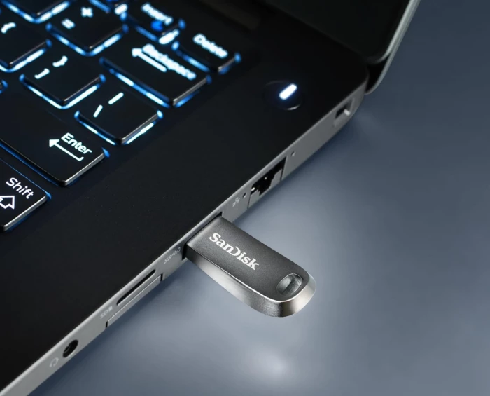 USB memorje SanDisk Ultra Luxe SDCZ74-128G-G46 128GB USB-A 3.2 Gen 1, argjendtë