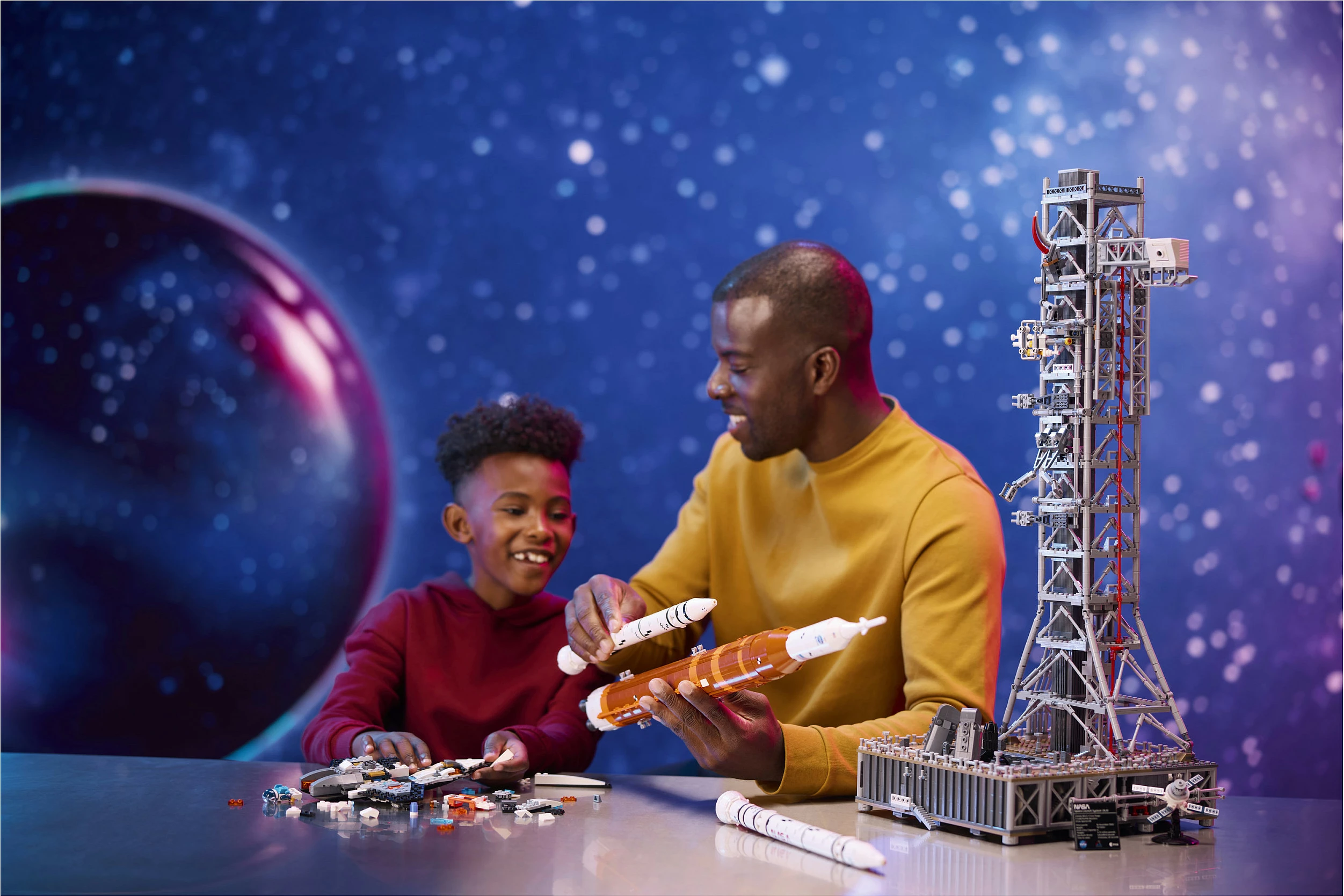 Set ndërtimi LEGO Icons NASA Artemis Space Launch System 10341, 3601 copë, multikolor