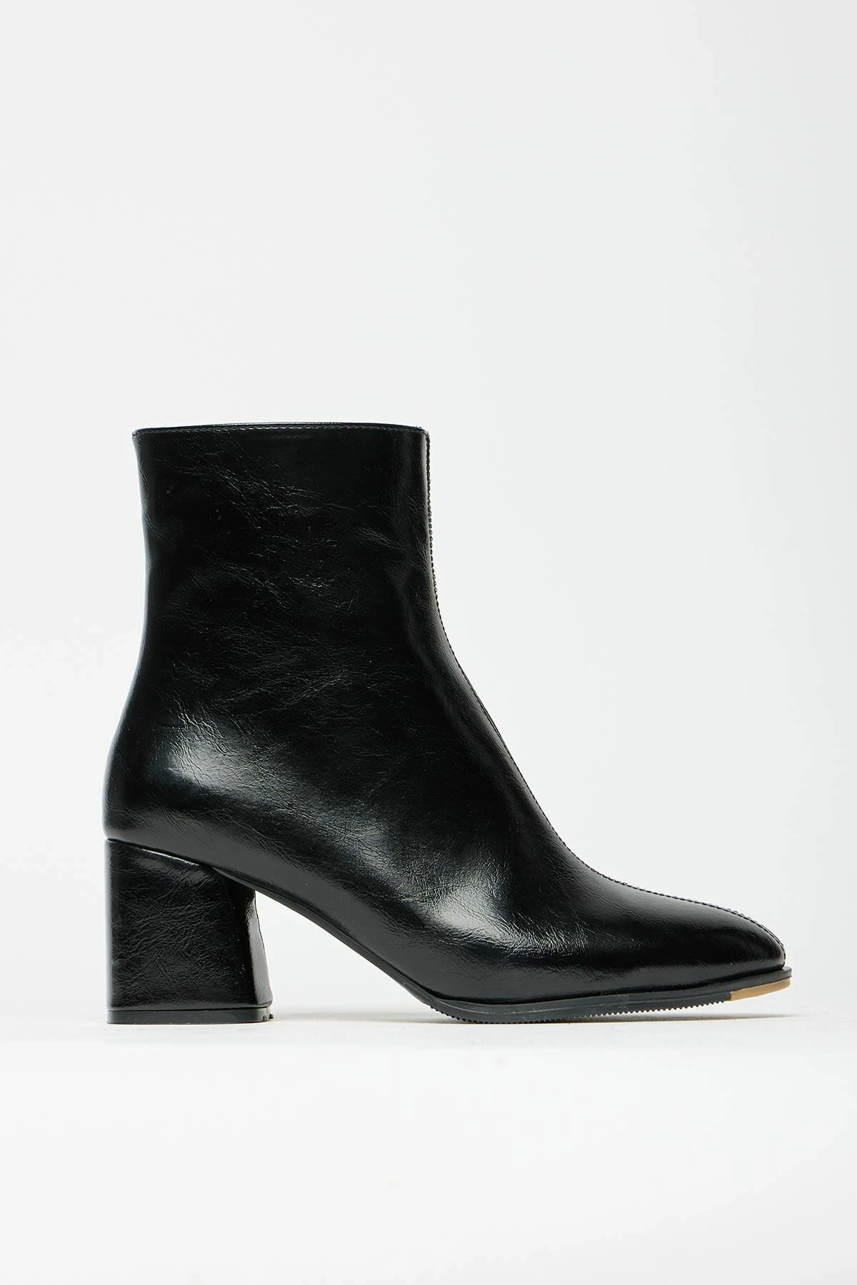 Çizme për gra, ngjyrë e zezë, Jumeon, MK1345025KR20-003