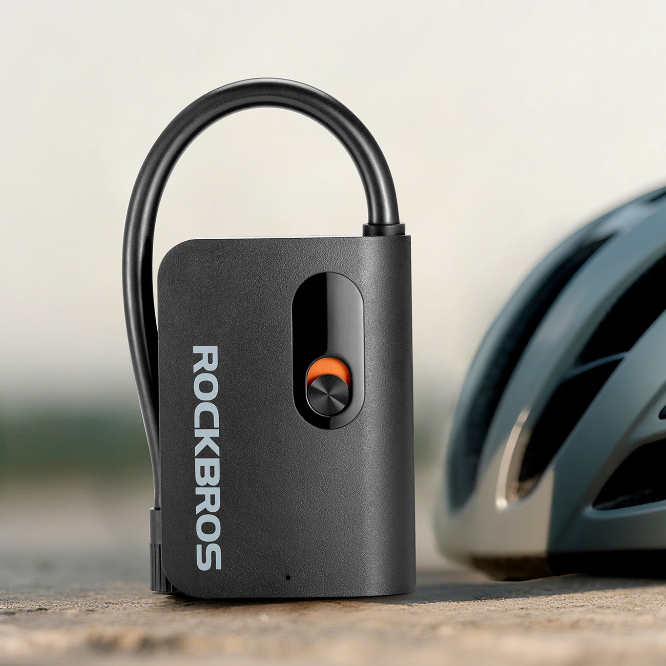 Pompë elektrike pa kabllo Rockbros L1 Mini 70 PSI USB-C zorrë 200 mm Schrader/Presta e zezë
