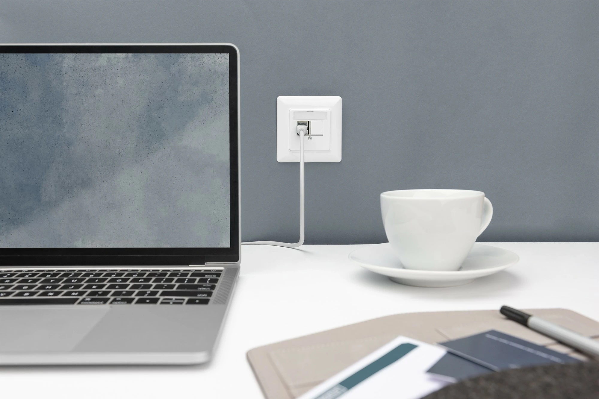 Panelë rrjetit Digitus, për Keystone, Cat6a, RJ-45, i bardhë