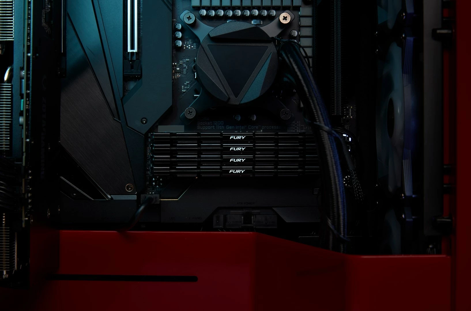 RAM Memorje Kingston FURY Renegade 16GB DDR4 3200MT/s, e zezë