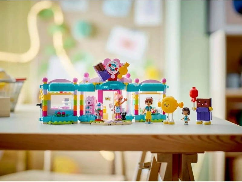 Set lodrash Lego për fëmijë Friends Heartlake Candy Shop