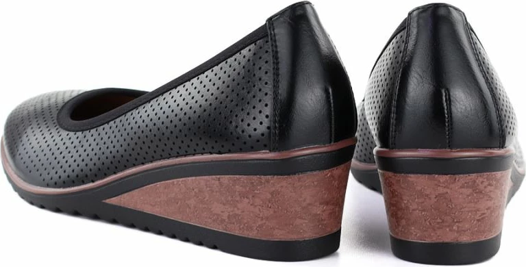 Këpucë me take platforme për femra Vinceza 58629, të zeza