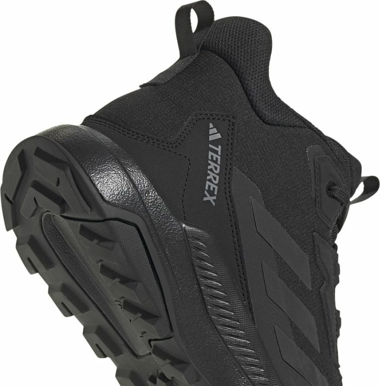 Atlete për meshkuj adidas, të zeza [Madhësia: 44]