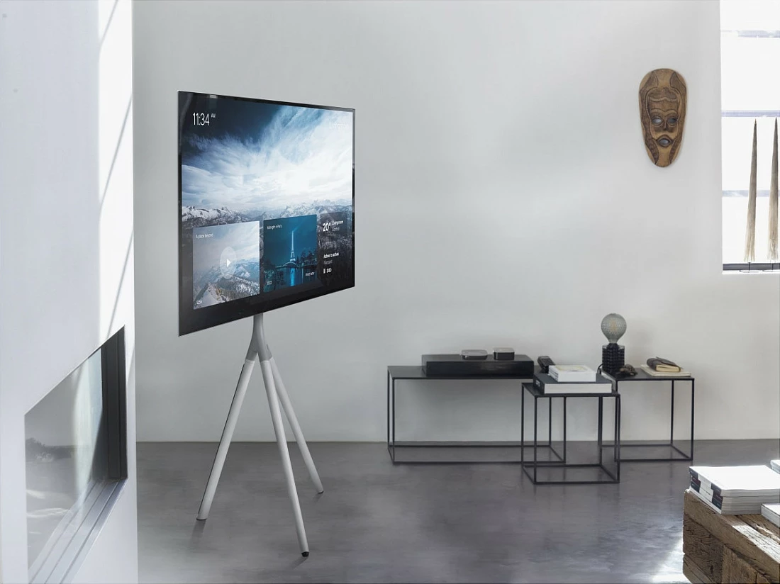 Mbajtëse TV në dysheme OneForAll WM7462, 32-65", VESA deri 400x400, rrotullim 360°, argjendtë
