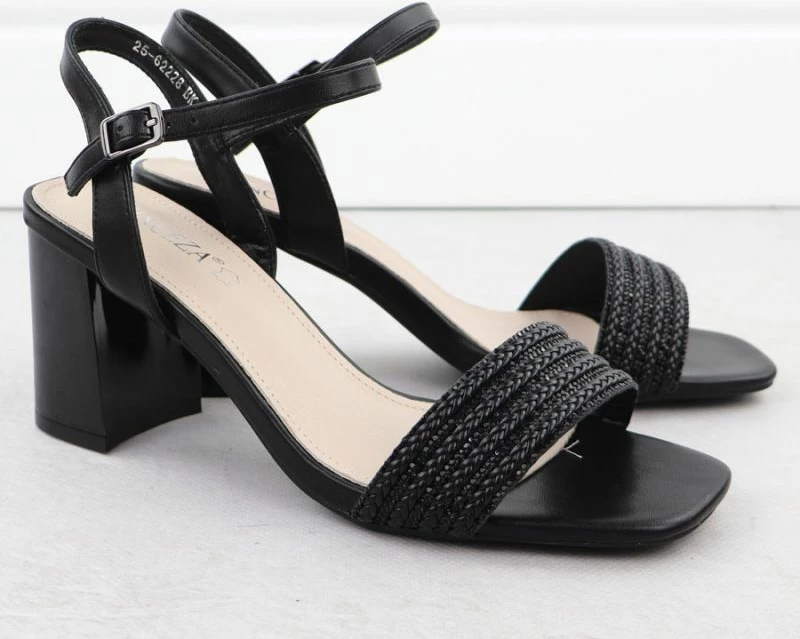 Sandale me taka të larta Vinceza 62228, të zeza