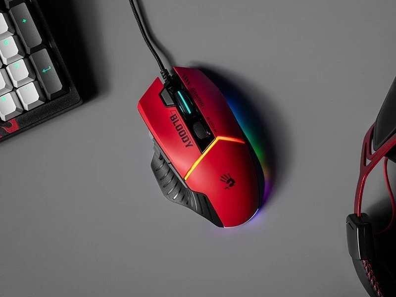Mausi për lojëra A4tech Bloody W95Max, USB, me dritat RGB dhe ngjyrë të zeza-kuqe
