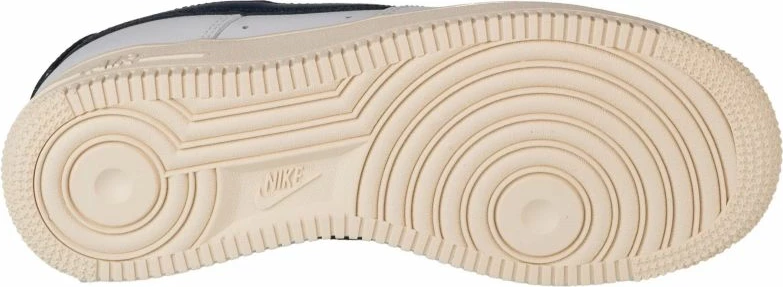 Atlete femra Nike, të bardha [Madhësia: 36.5]