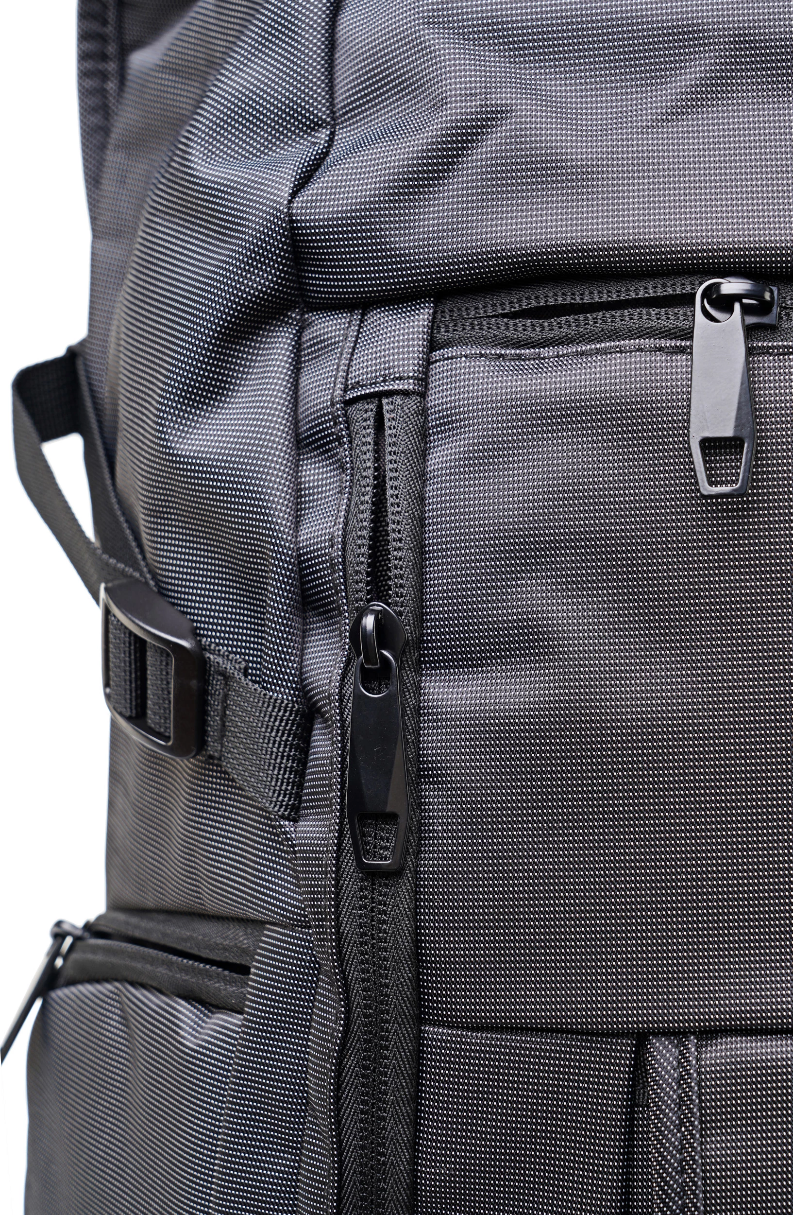Çantë shpine laptopi Moye Trailblazer Nairobi 17.3", 20-39 L, e zezë