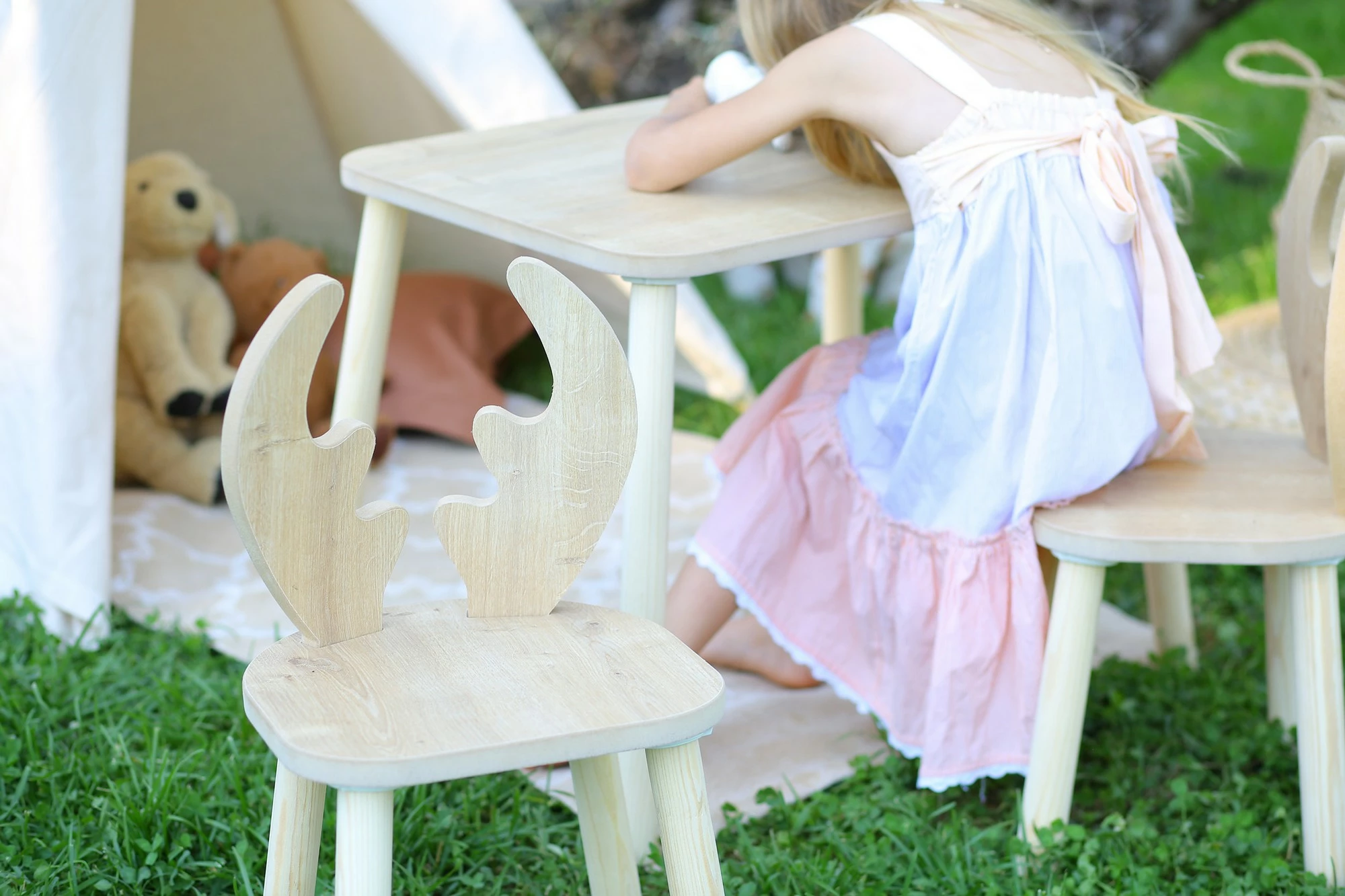 Set tavoline për fëmijë Hanah Home, karrige Deer One, kafe