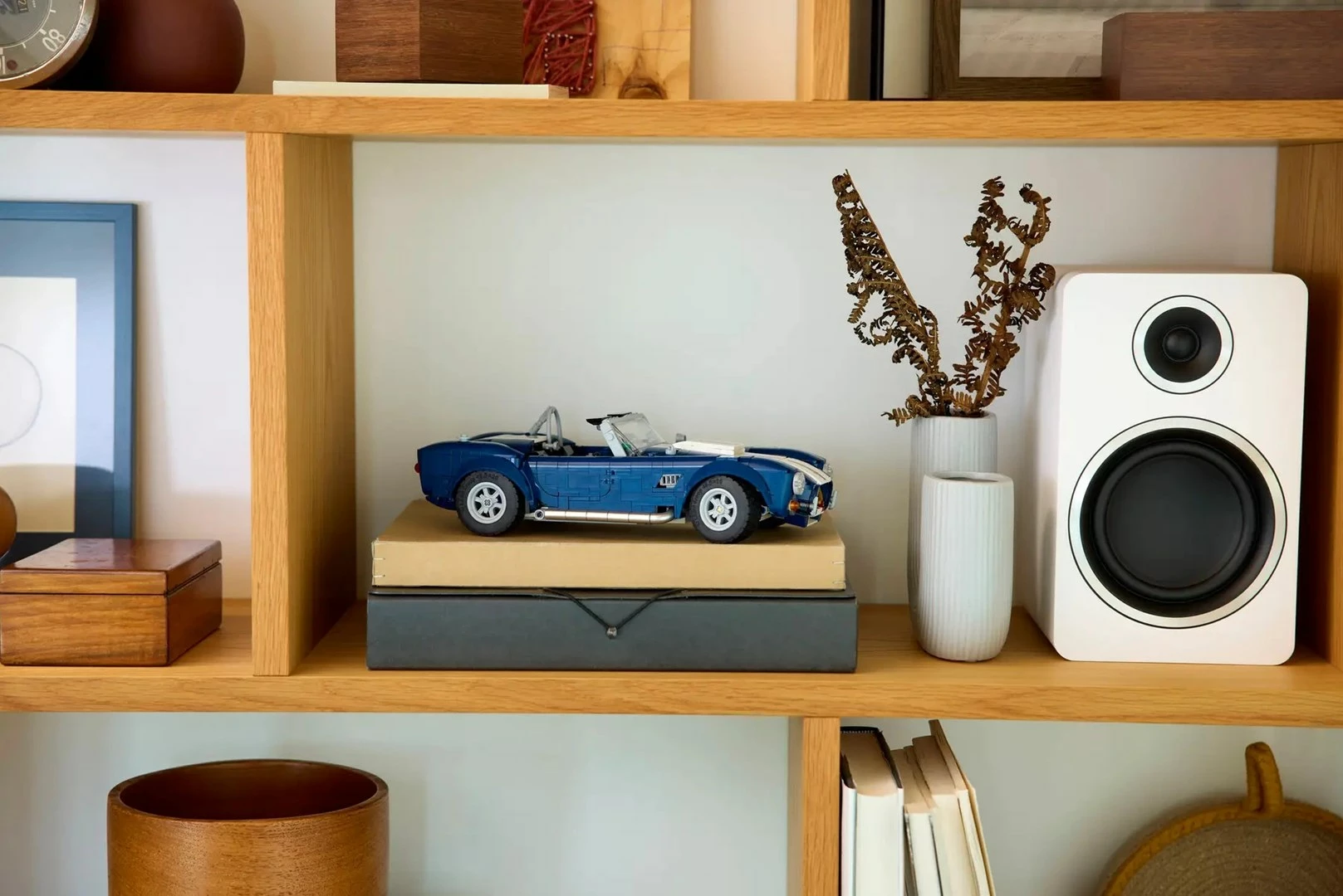 Set LEGO ICONS Shelby Cobra 427 S/C, 10357, për të rritur, Blu