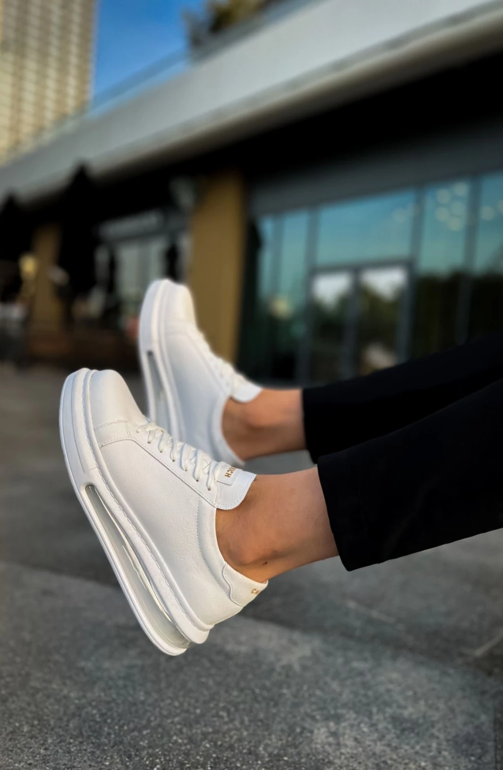 Atlete për meshkuj, Chekich 271 CRT Ariaso