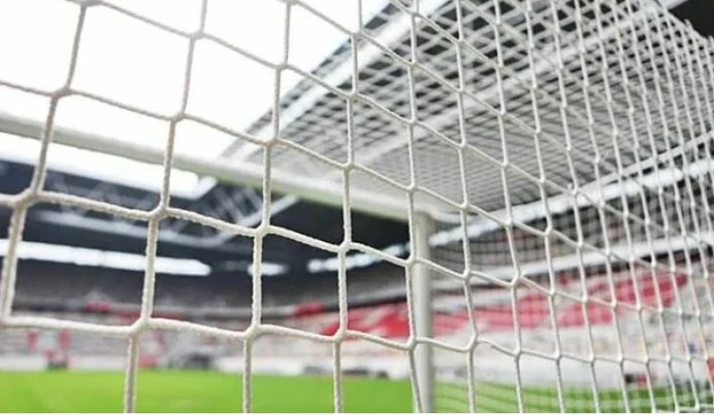 Rrjetë porte futbolli Yakima 100111 profesionale 7.32x2.44m