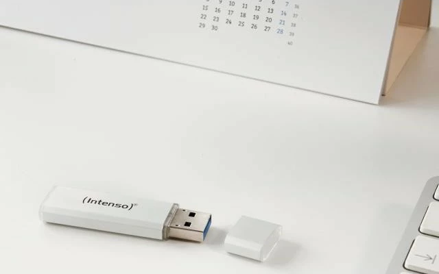 USB flash Intenso 32GB, USB 2.0, argjend