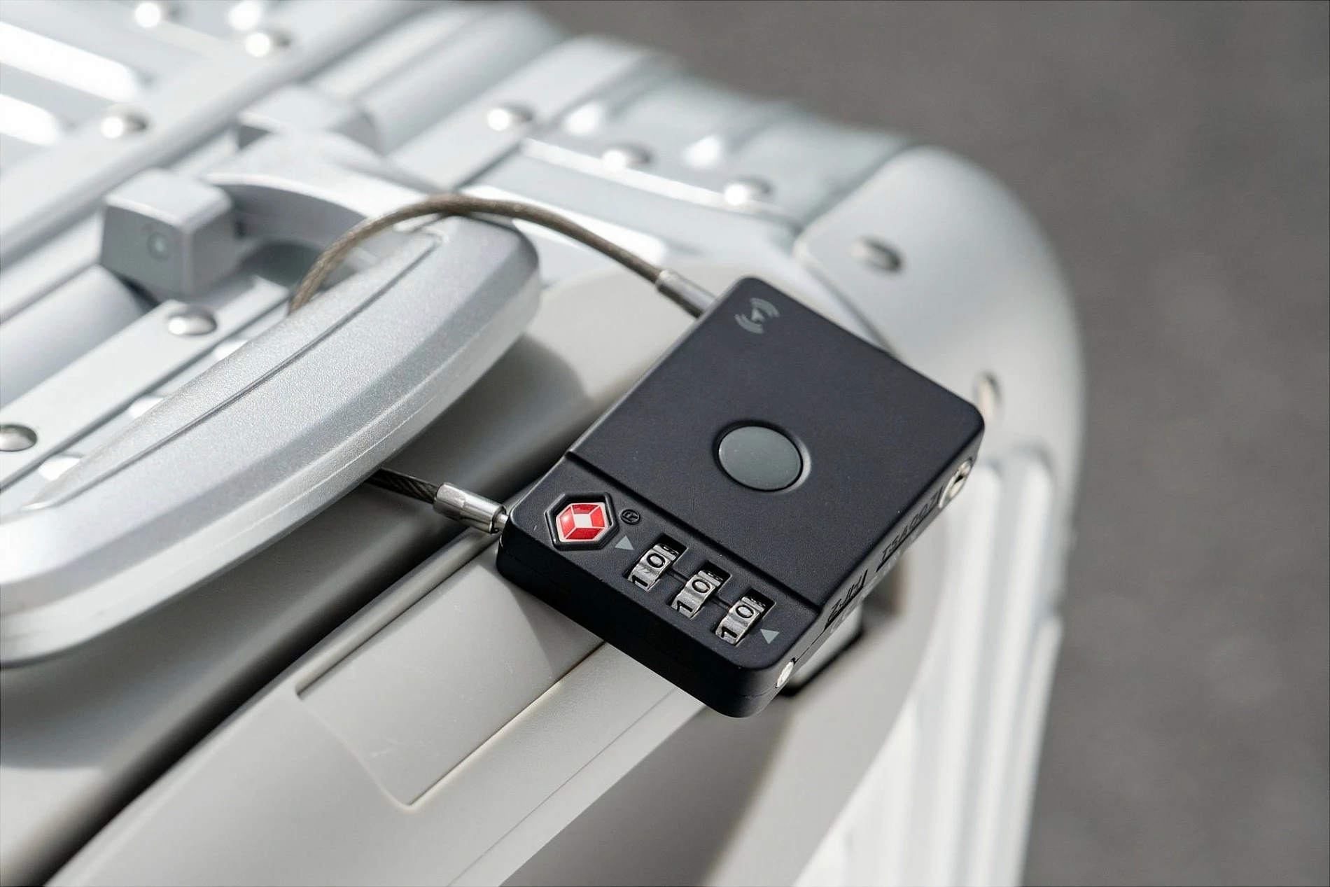 Kandadë smart Ultron Mili MiLock, kod, Bluetooth 5.2, Apple Find My, IP65, e zezë