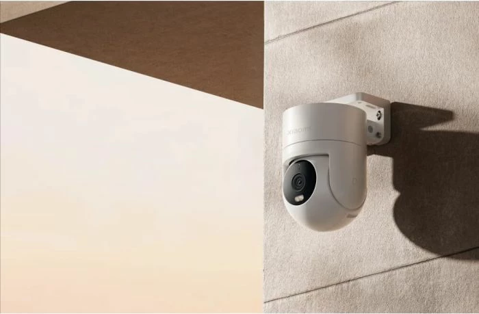 Kamerë sigurie outdoor Xiaomi CW300 4MP 2.5K, PTZ, IP66, Wi‑Fi + Ethernet, audio dy-kahëshe, e bardhë