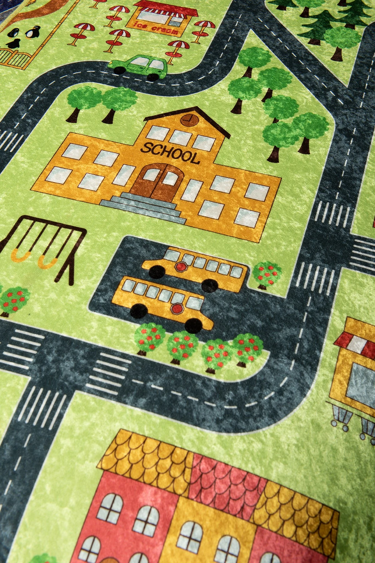 Qilim (140 x 190) Conceptum Hypnose, Small Town - i gjelbër