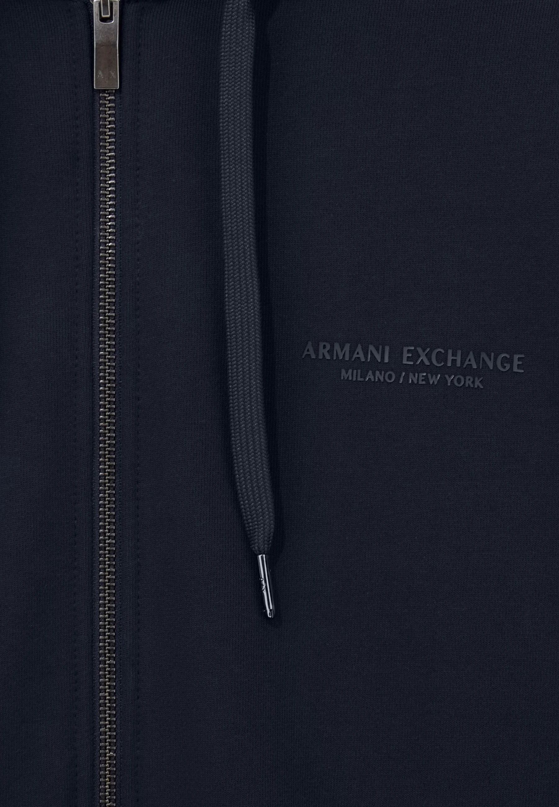 Duks me zinxhir për meshkuj Armani Exchange XM001293 AF20934, kaltër e errët [Madhësia: M]