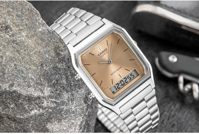 Orë dore për femra CASIO, argjend