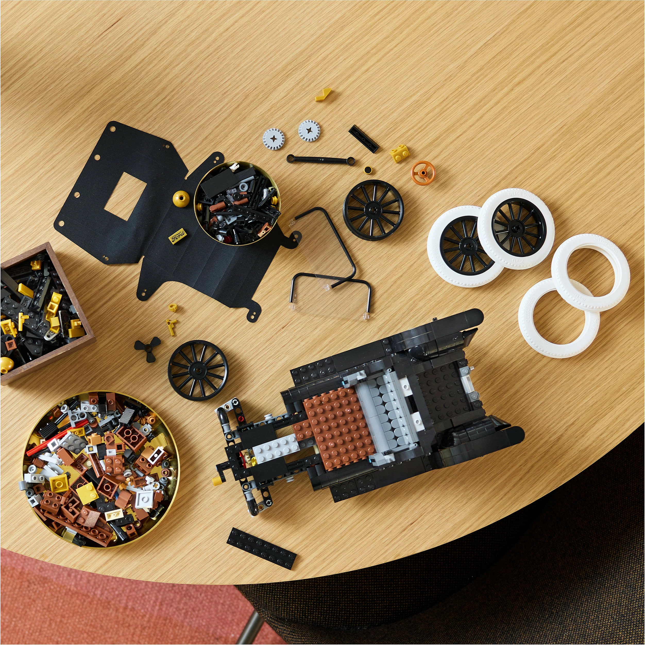 Set ndërtimi LEGO Icons Ford Model T 11376, 1060 copë, multicolor