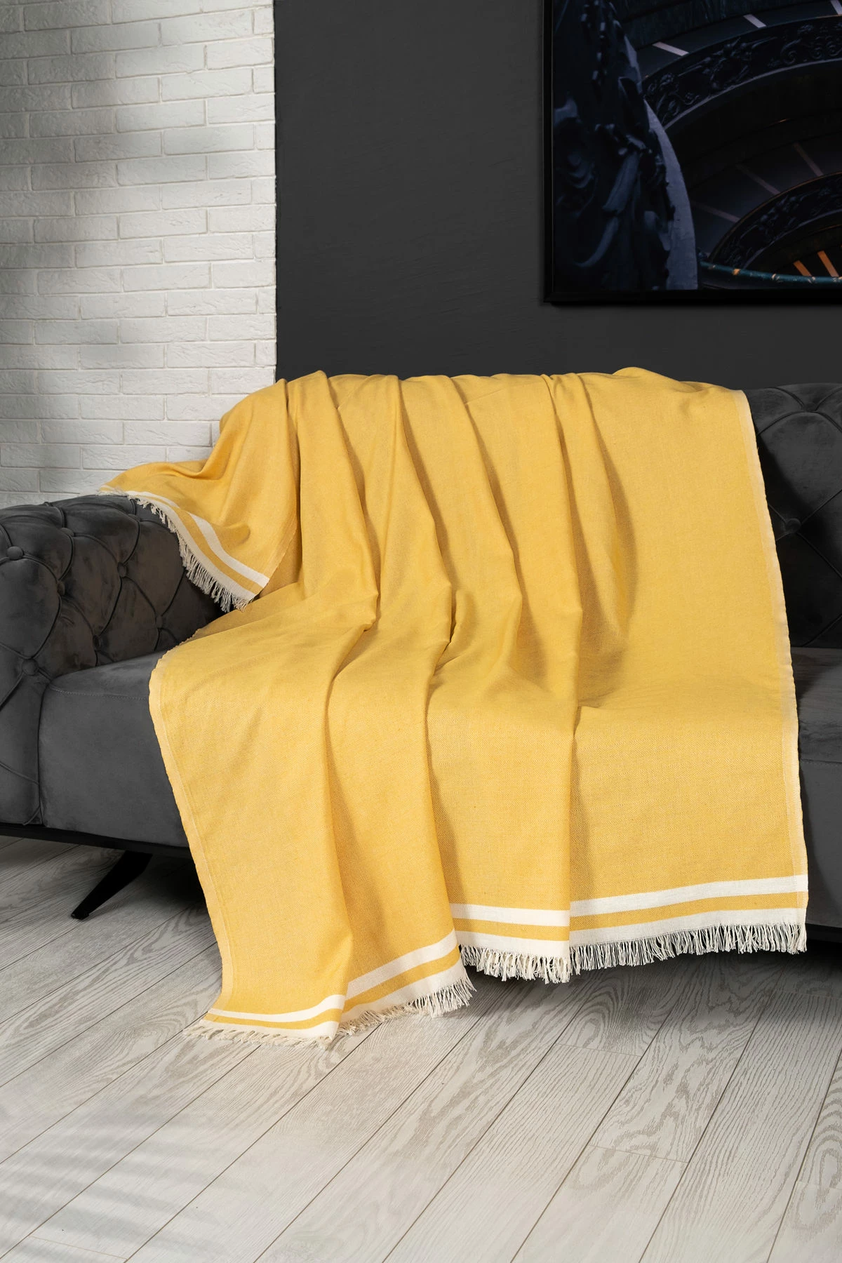 Mbulesë divani L'essentiel, Alinda, ngjyrë mustard, 170x230cm