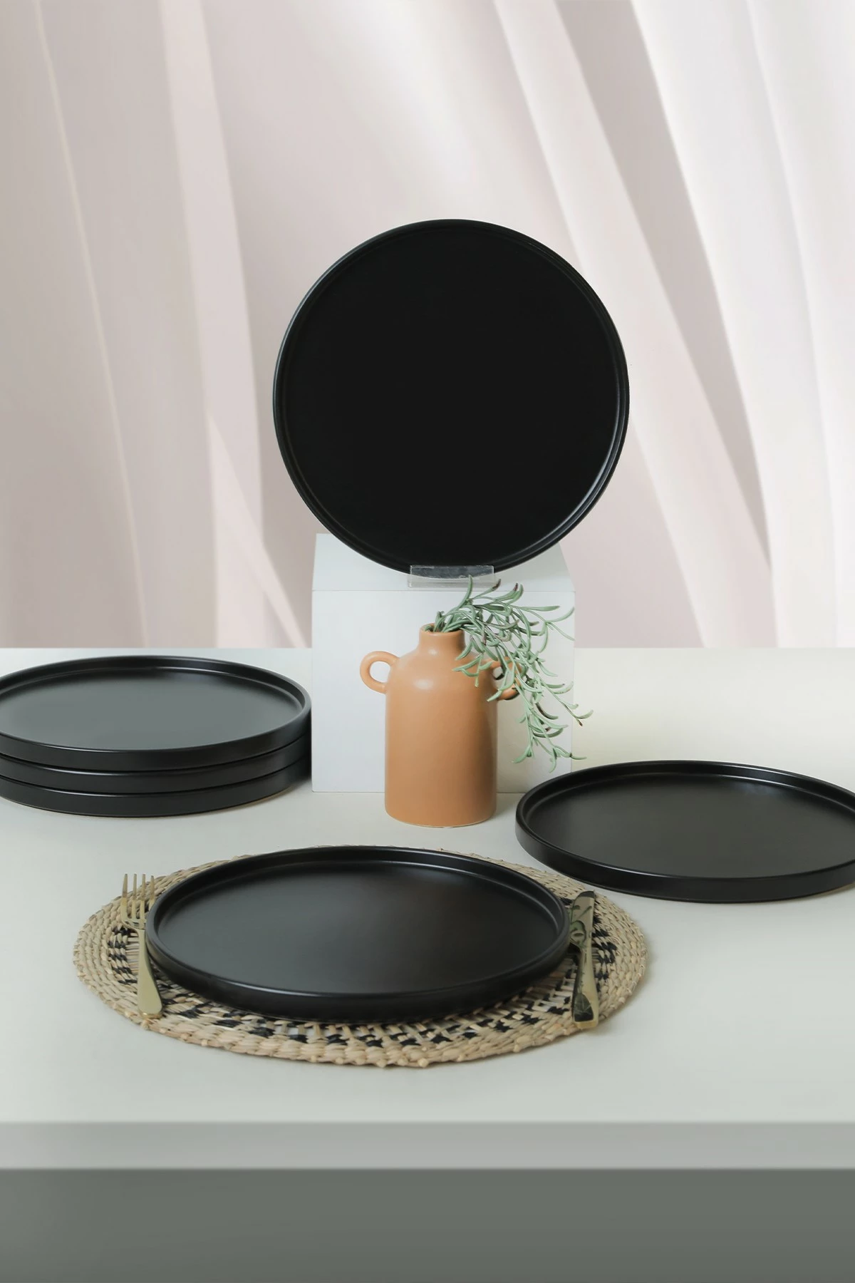 Set pjatash shërbimi (6 copë), Hermia Concept, ST038006F956A000000MAS3T00, ngjyrë e zezë mat