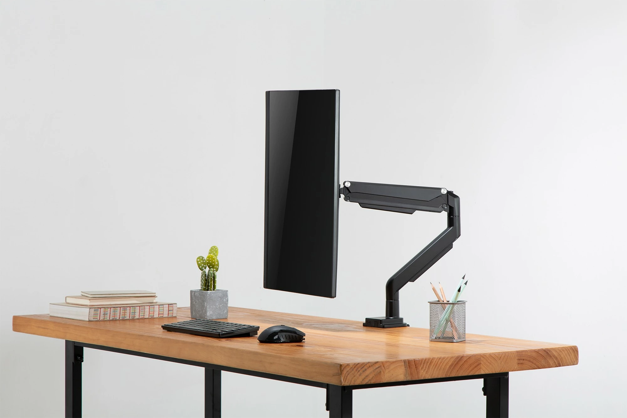 Mbajtës monitori Digitus, Universal, Gas Spring, Clamp Mount, 9 kg, 15"-32", i zi