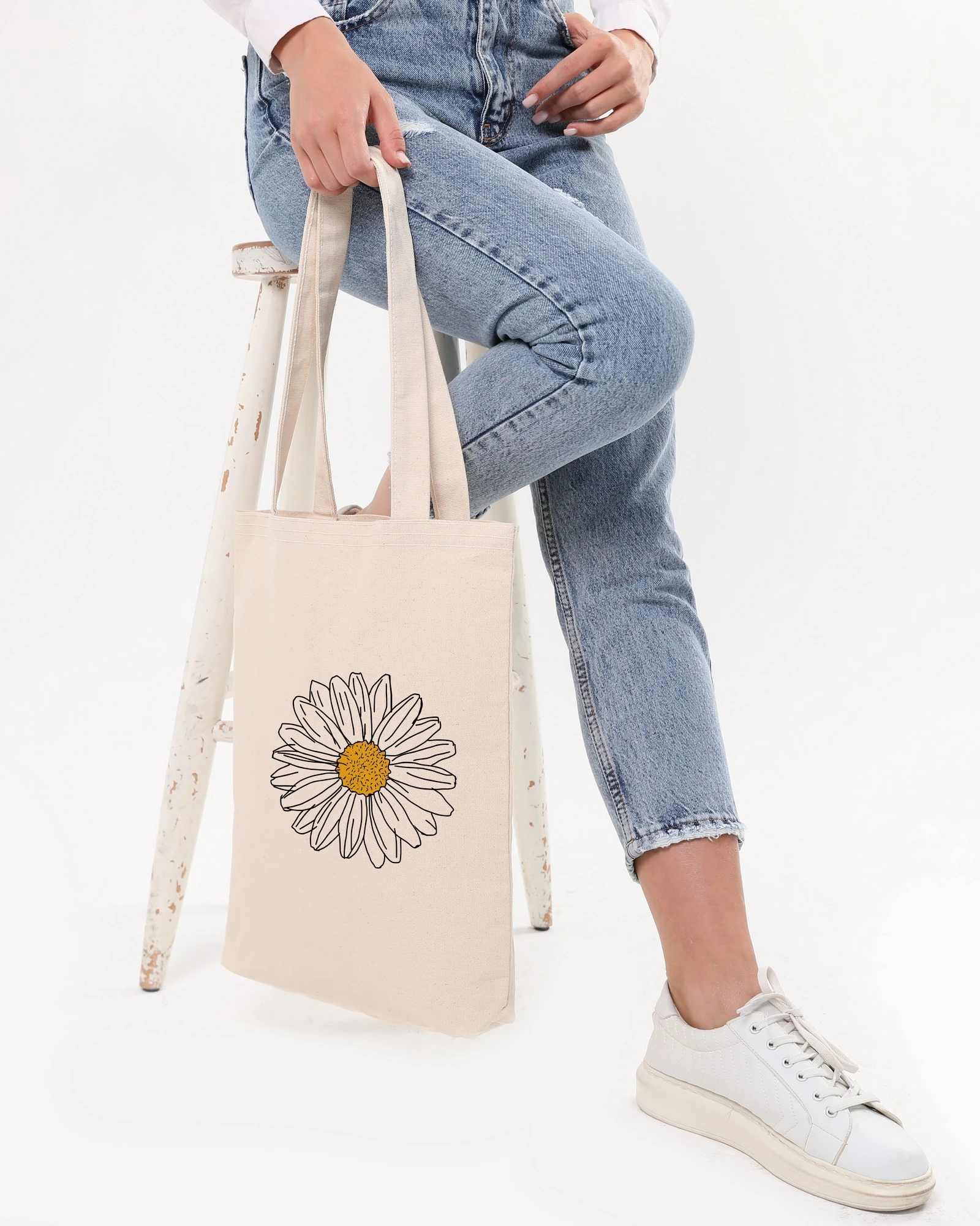 Çantë tote Zoozie Bags, krem, 35x40x8cm, me lule