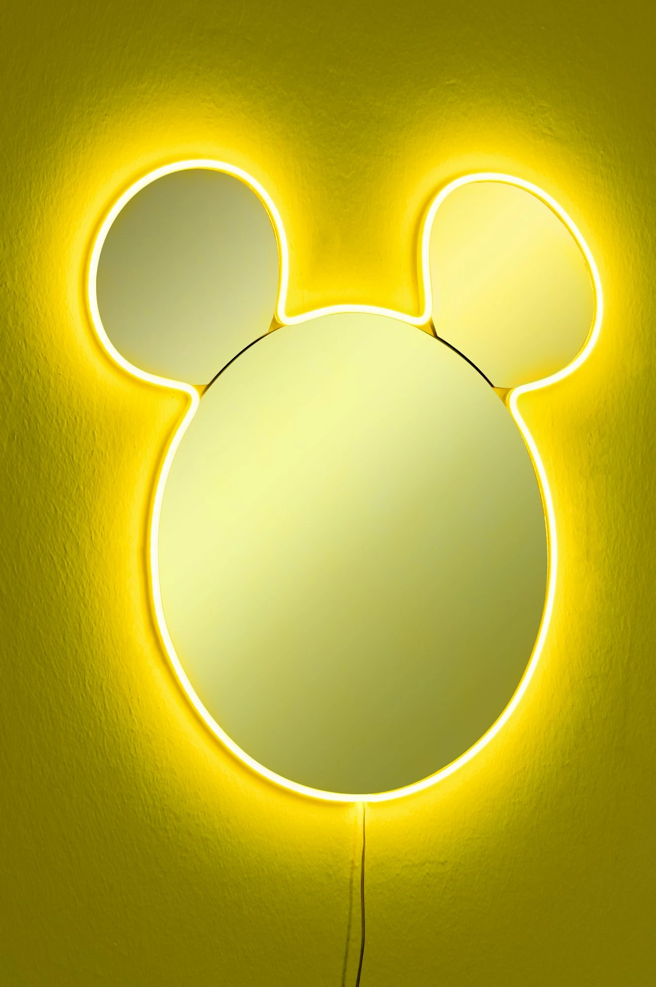 Pasqyrë me ndriçim LED, formë Mickey, ngjyrë argjendi-verdhë, Skye Decor