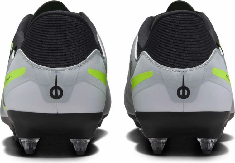 Atlete futbolli Nike për meshkuj, argjend