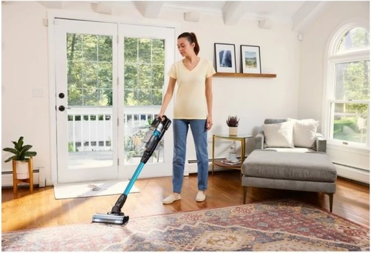 Fshesë me bateri BLACK+DECKER BSV520BRB-QW, e kaltër