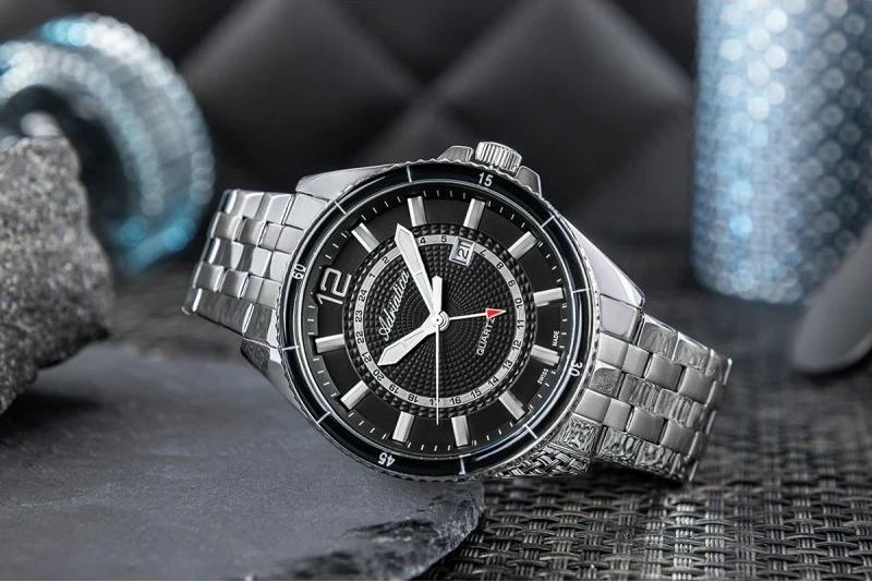 Orë dore për meshkuj Adriatica, e zezë