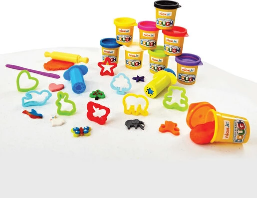 NICK DOUGH LOTS OF POTS