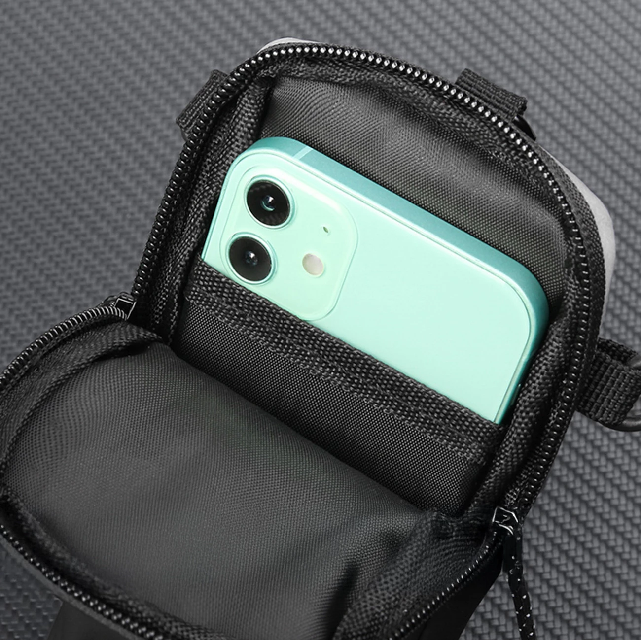 çantë krahu sportive për celular, Wozinsky WSDB-B, 19x10x2.5 cm 86 g, e papërshkueshme nga uji, e zezë