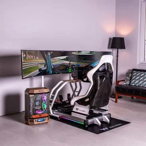 Karrige gaming Thermaltake GR500 Snow, simulator gare, me ndriçim RGB, e bardhë