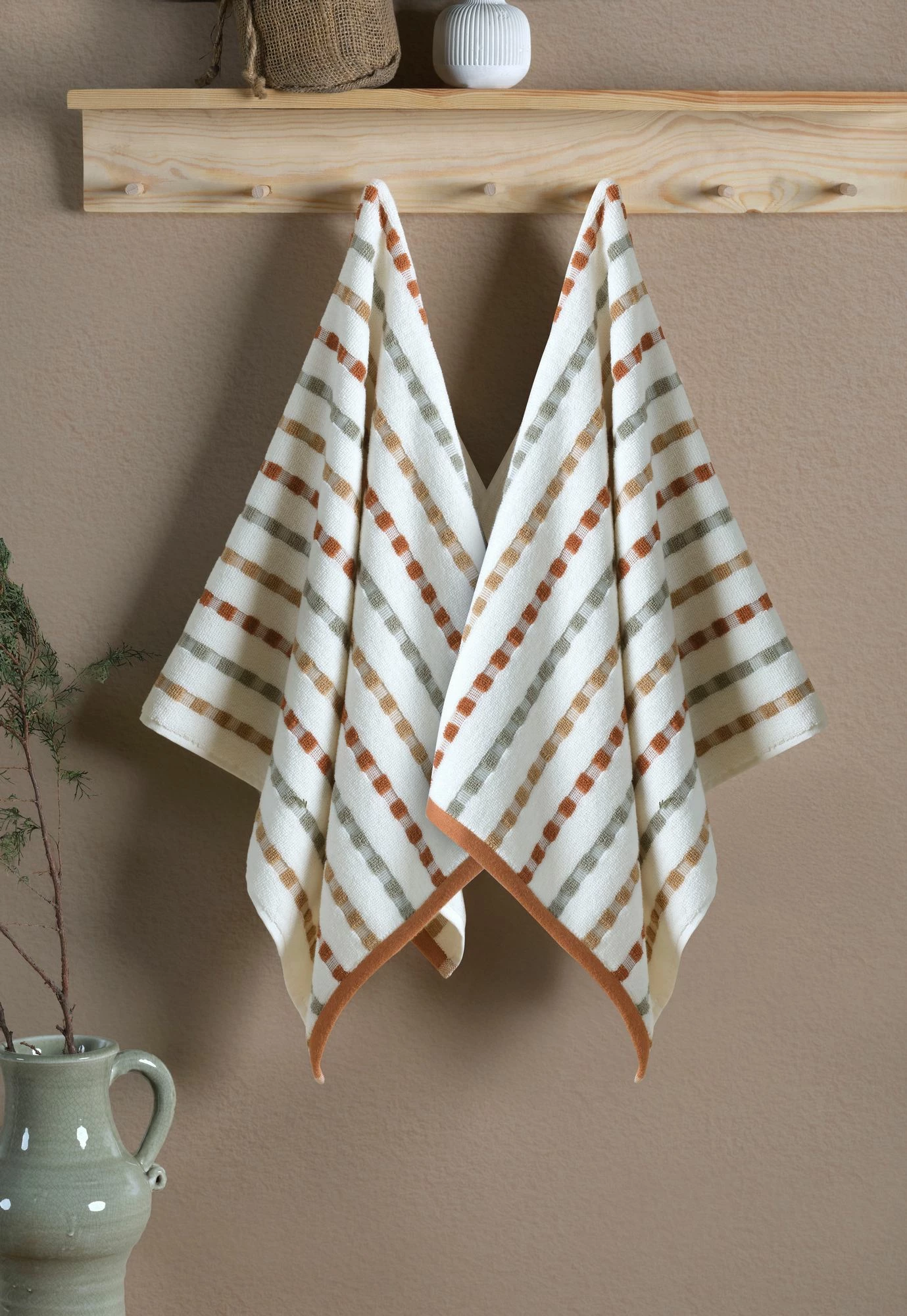 Set peshqirësh duarsh (2 copë), Mijolnir, Alba, krem